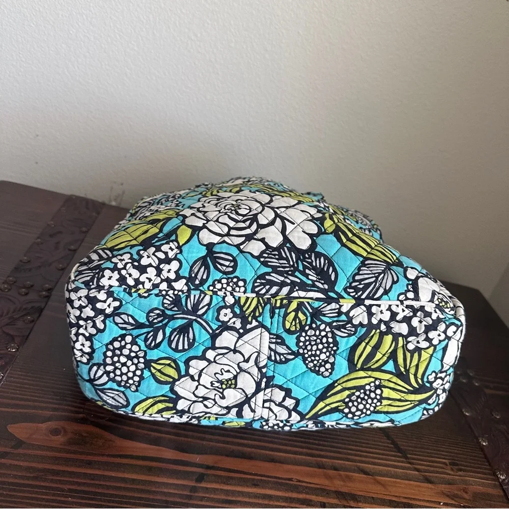 Vera Bradley Sweet Pleat Tote Island Blooms Aqua Quilted Floral Bag Retired